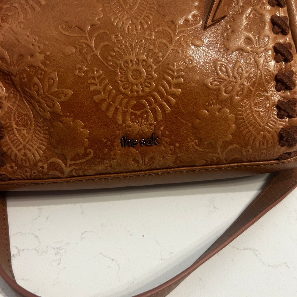 The Sak Crossbody Backpack Cognac Leather Floral Embossed Boho Western Bag - Picture 2 of 11